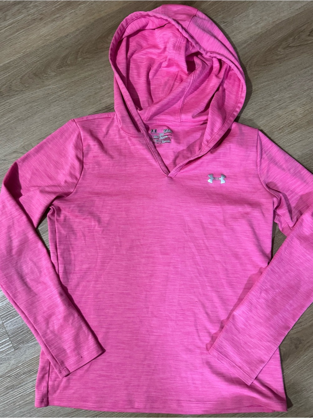 Under Armour Women’s Hot Pink Hooded Long Sleeve Performance Top